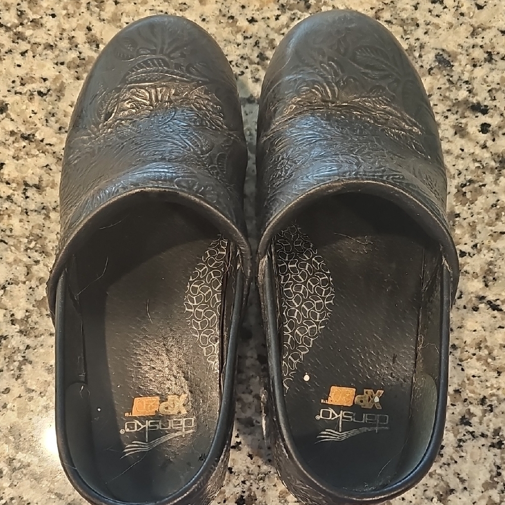 Dansko 2.0 XP Black Embossed Leather Clogs